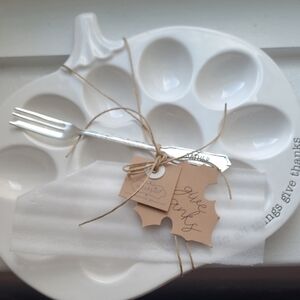 Ceramic Pumpkin-Shaped Egg Plate